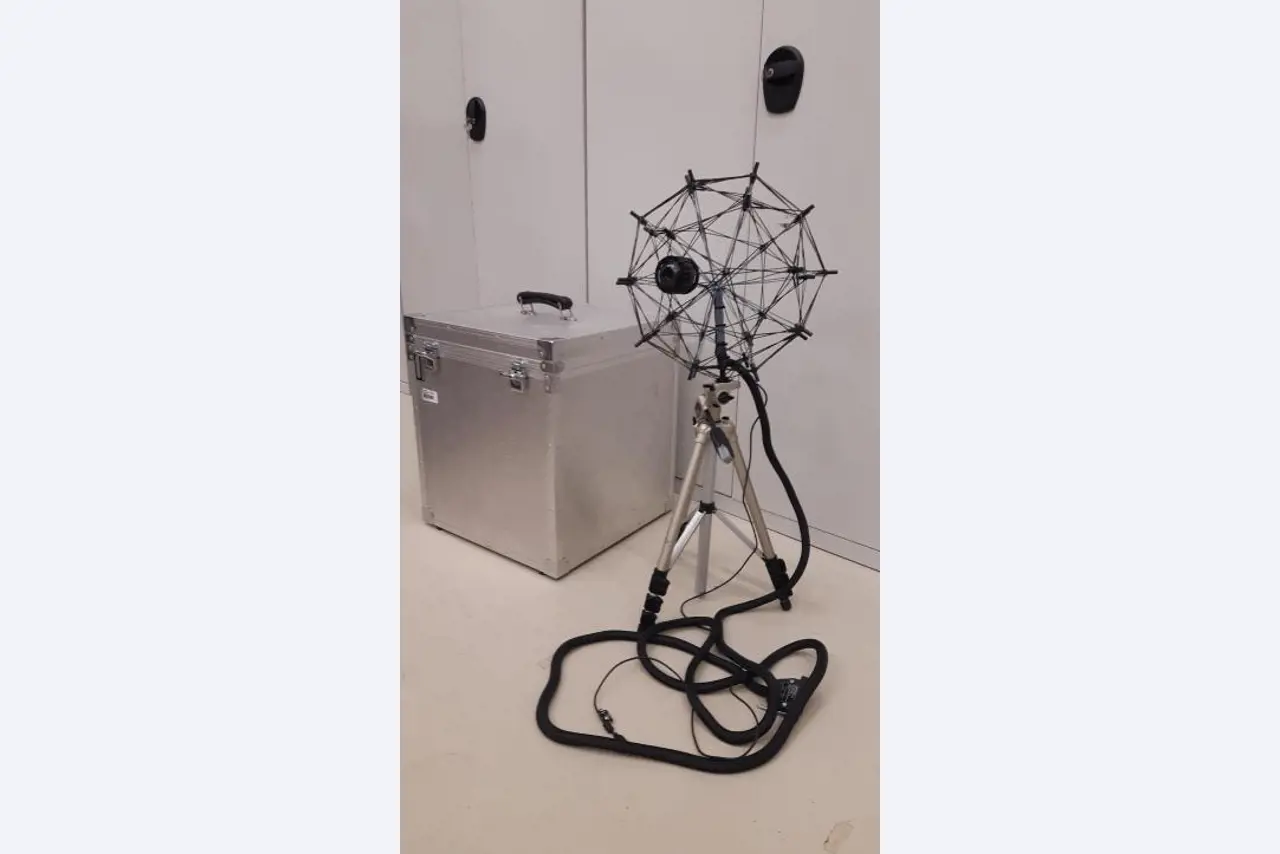 Machines pour le travail du métal et équipement de travail (chaussures de sécurité)-2